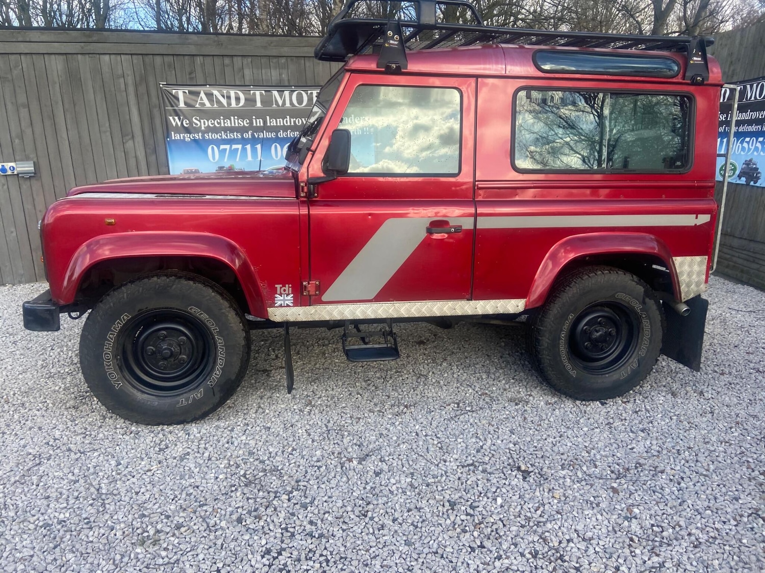 Used Land Rover Defender 90 1996 for sale - 77637881: Photo 26