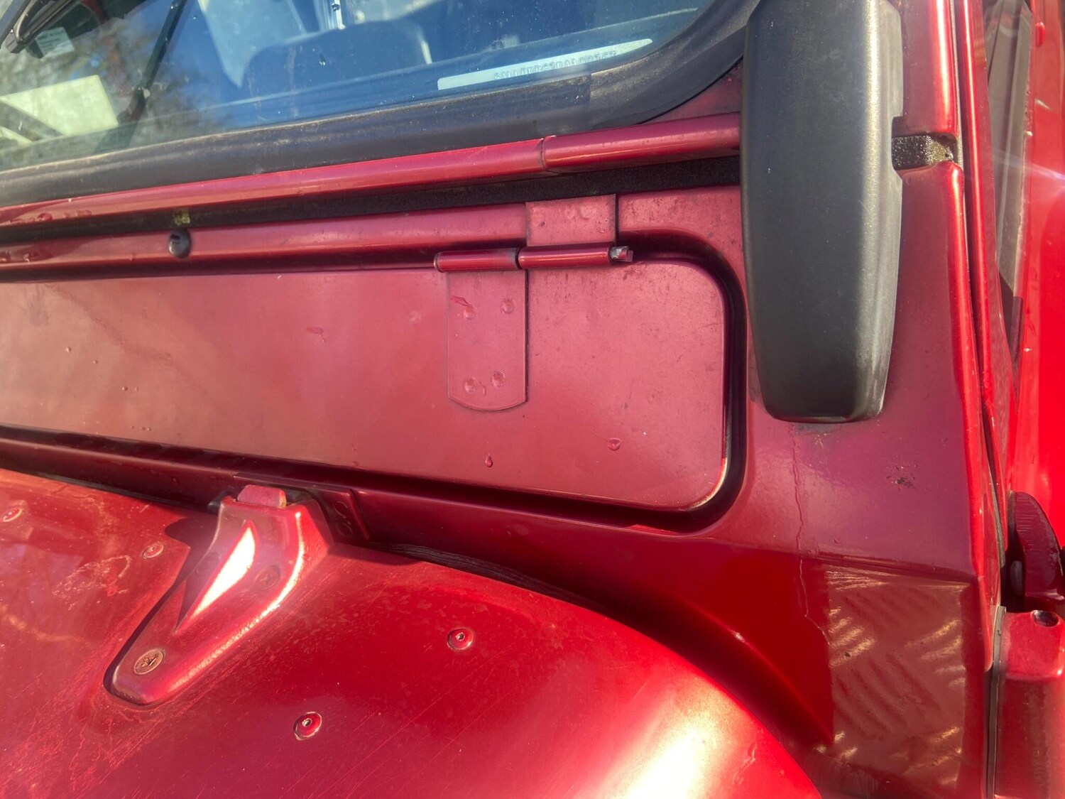 Used Land Rover Defender 90 1996 for sale - 77637881: Photo 58