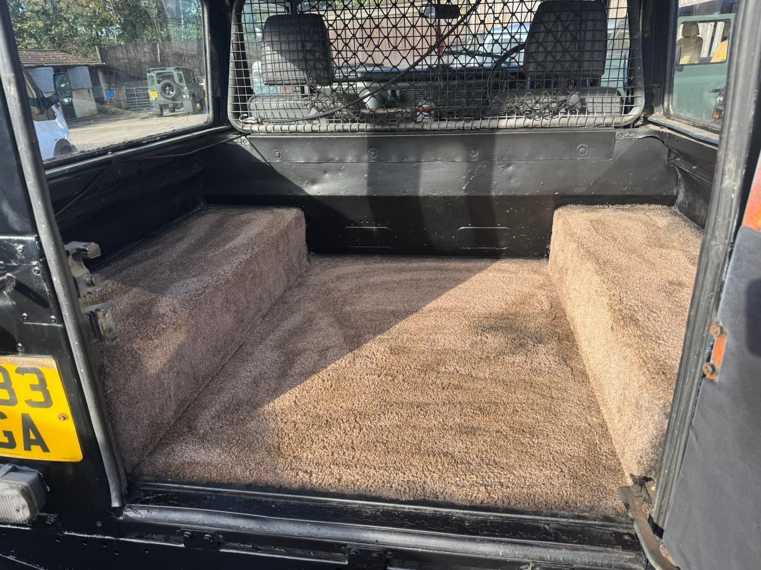 Used Land Rover Defender 90 1990 for sale - 76020314: Photo 11