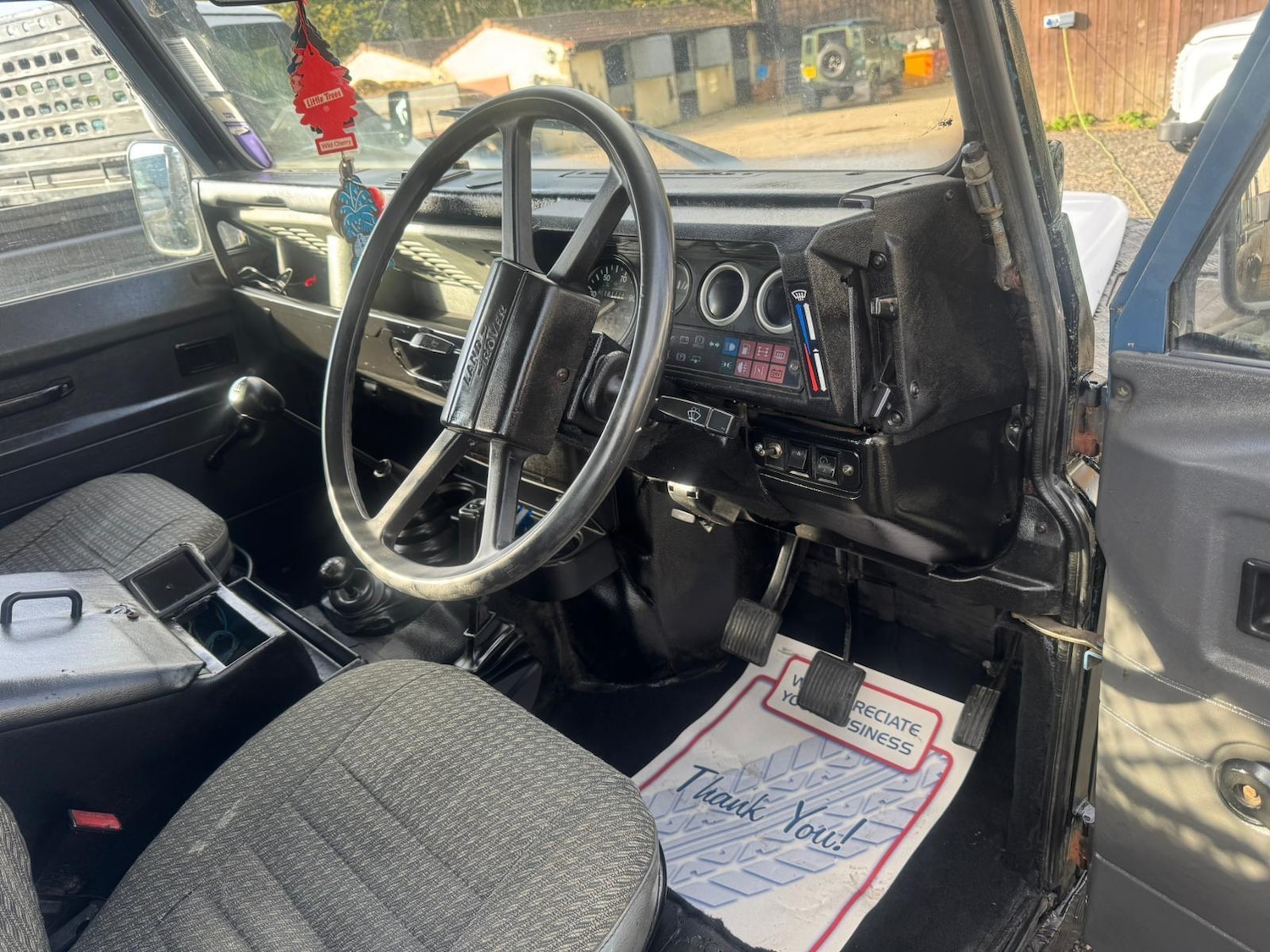 Used Land Rover Defender 90 1990 for sale - 76020314: Photo 17