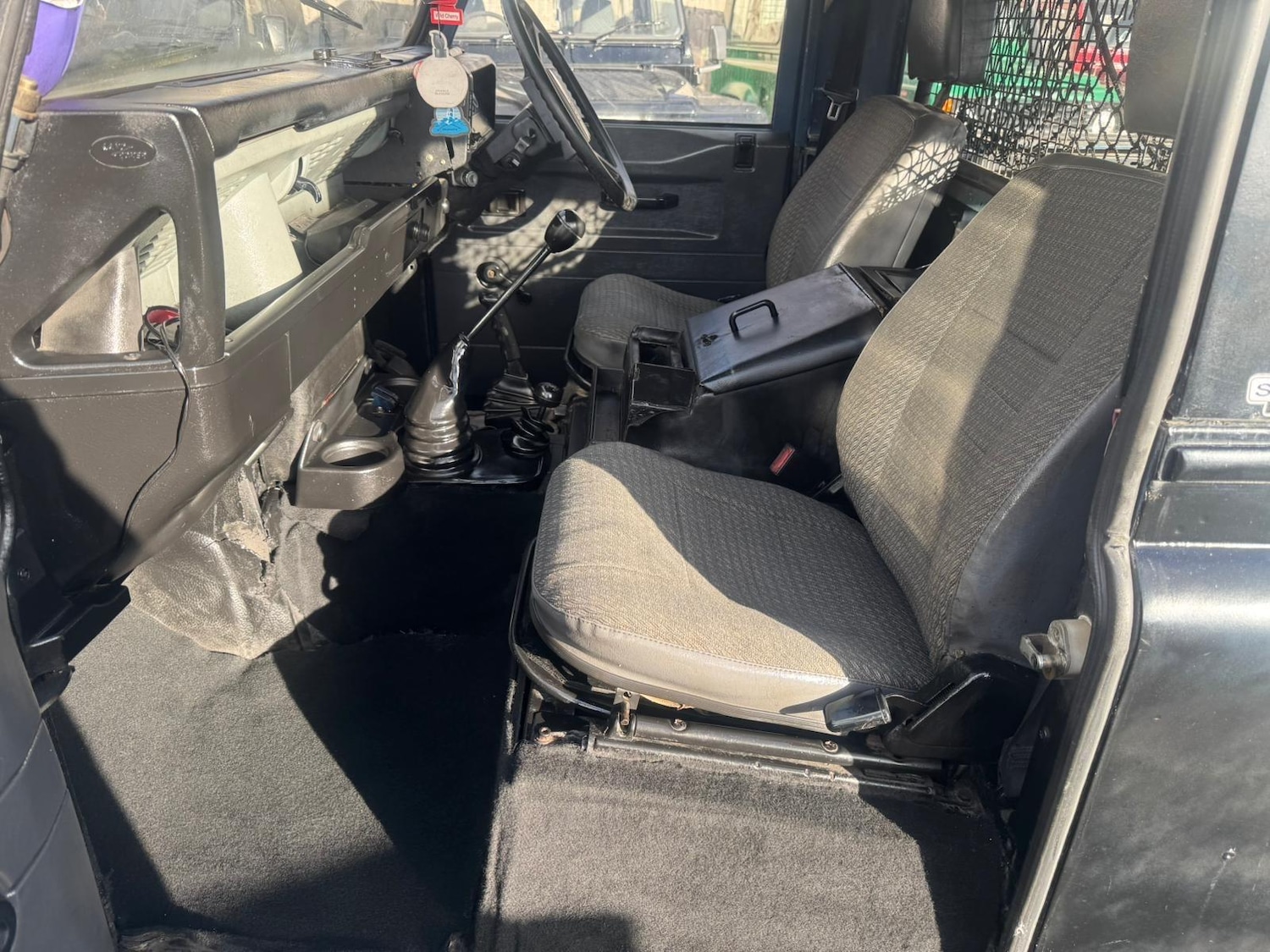 Used Land Rover Defender 90 1990 for sale - 76020314: Photo 19