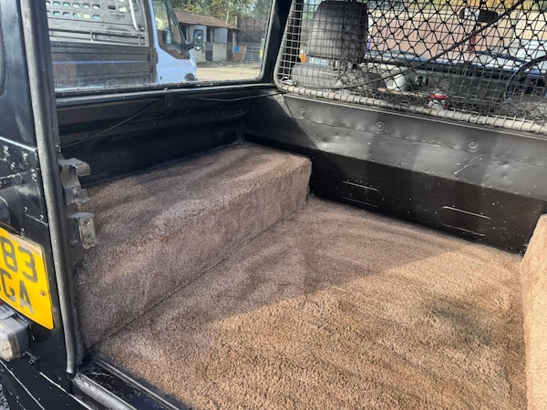 Used Land Rover Defender 90 1990 for sale - 76020314: Photo 34