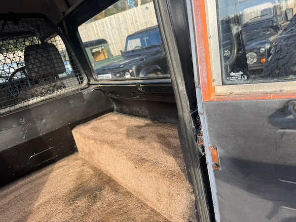 Used Land Rover Defender 90 1990 for sale - 76020314: Photo 35