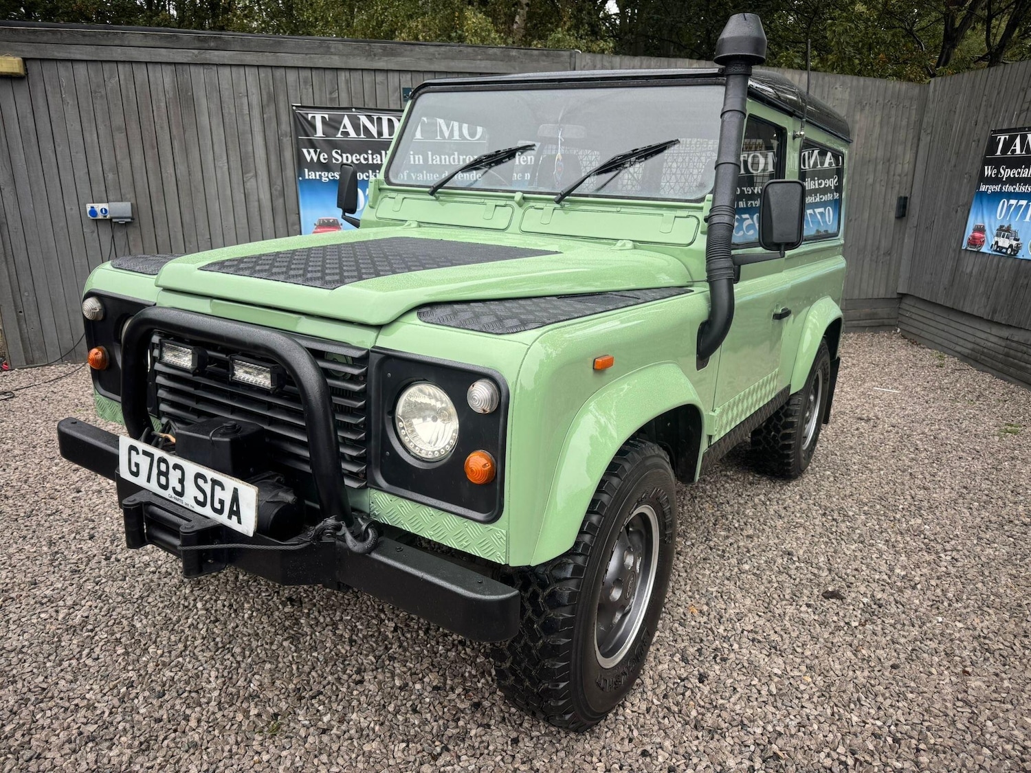 Used Land Rover Defender 90 1990 for sale - 76020314: Photo 47
