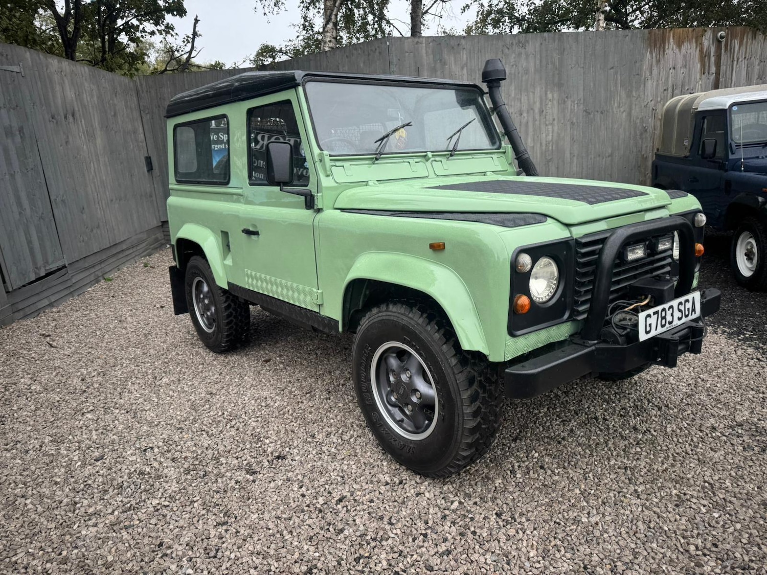Used Land Rover Defender 90 1990 for sale - 76020314: Photo 50