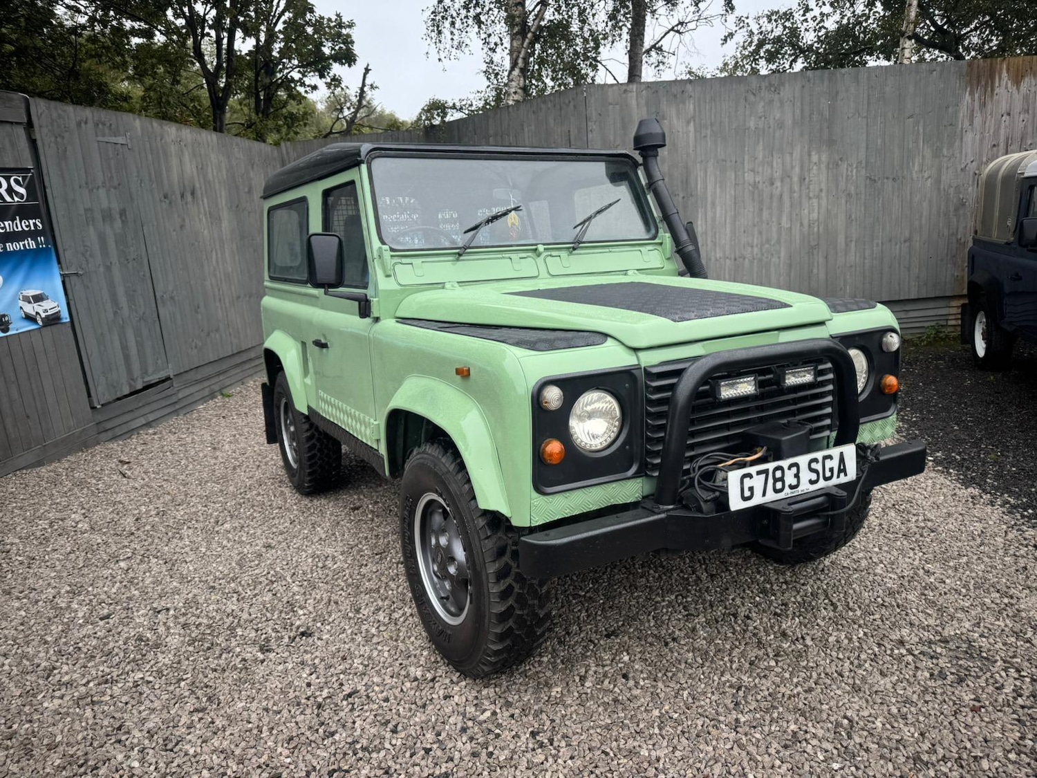 Used Land Rover Defender 90 1990 for sale - 76020314: Photo 64