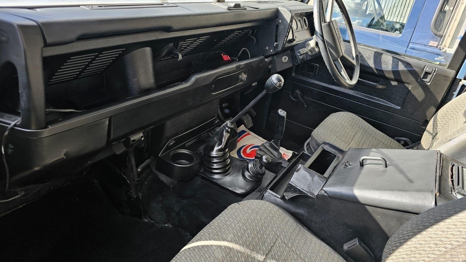 Used Land Rover Defender 90 1990 for sale - 76020314: Photo 84