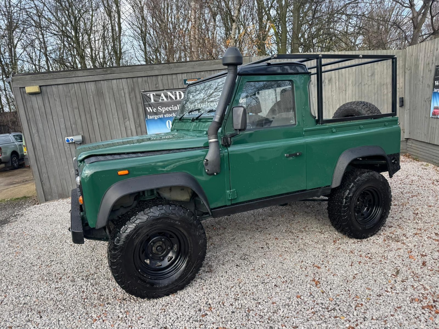 Used Land Rover Defender 90 1992 for sale - 76832306: Photo 35