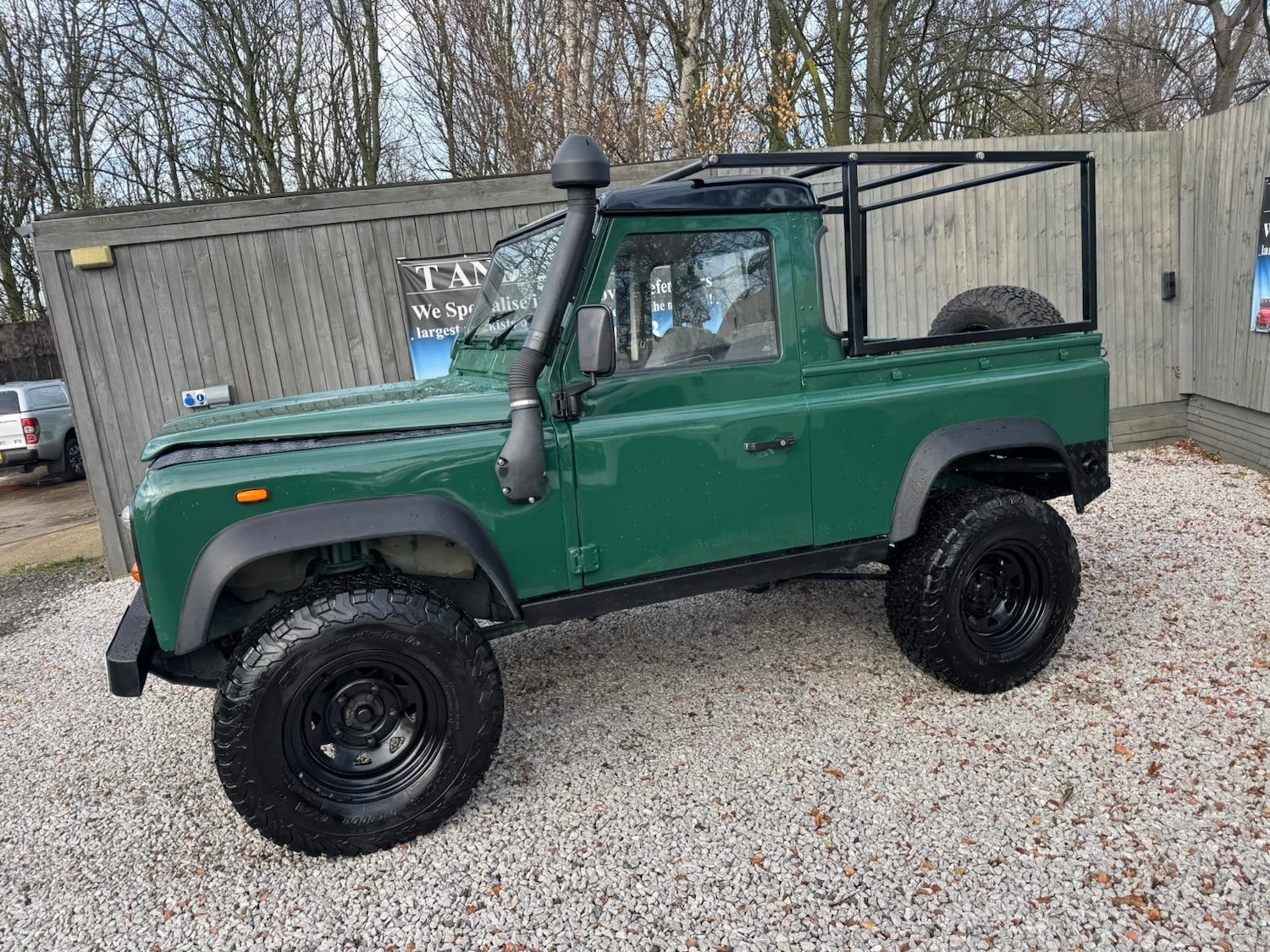 Used Land Rover Defender 90 1992 for sale - 76832306: Photo 36