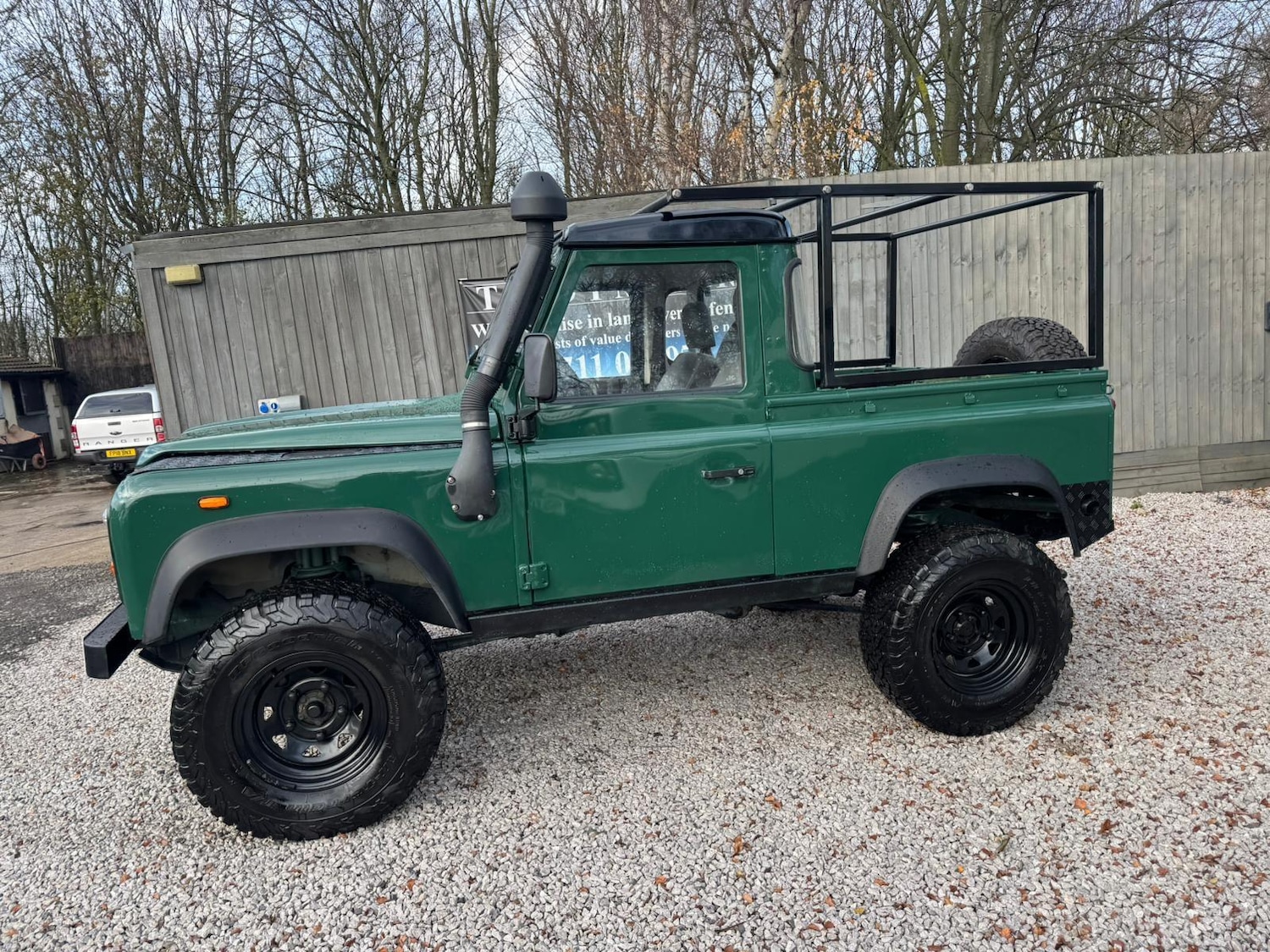 Used Land Rover Defender 90 1992 for sale - 76832306: Photo 38