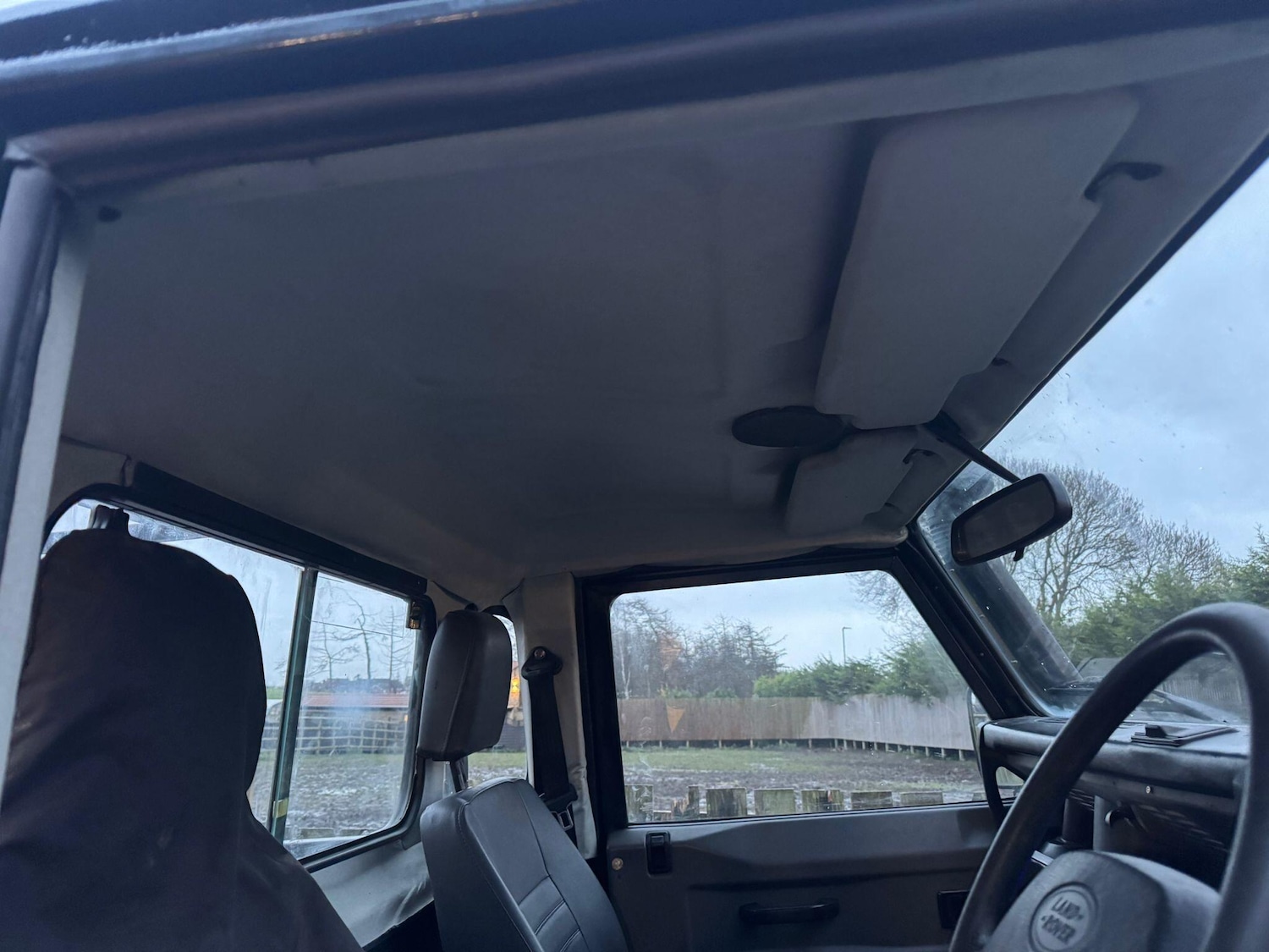 Used Land Rover Defender 90 1992 for sale - 76832306: Photo 53