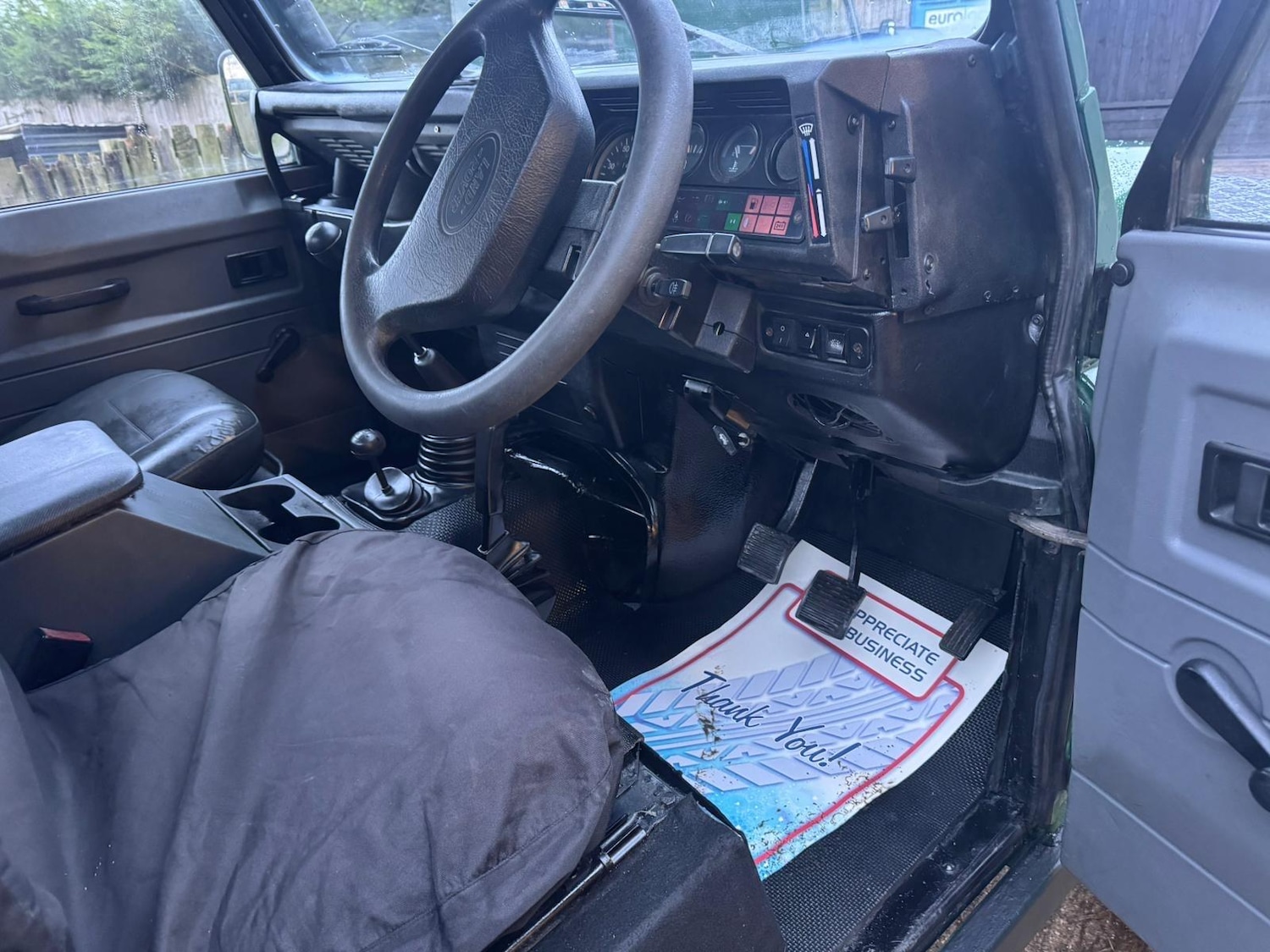 Used Land Rover Defender 90 1992 for sale - 76832306: Photo 59