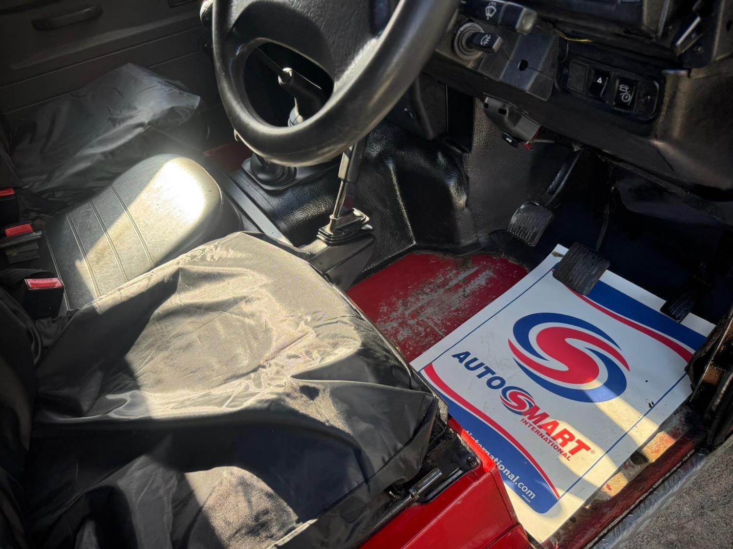 Used Land Rover Defender 90 1993 for sale - 76671201: Photo 12