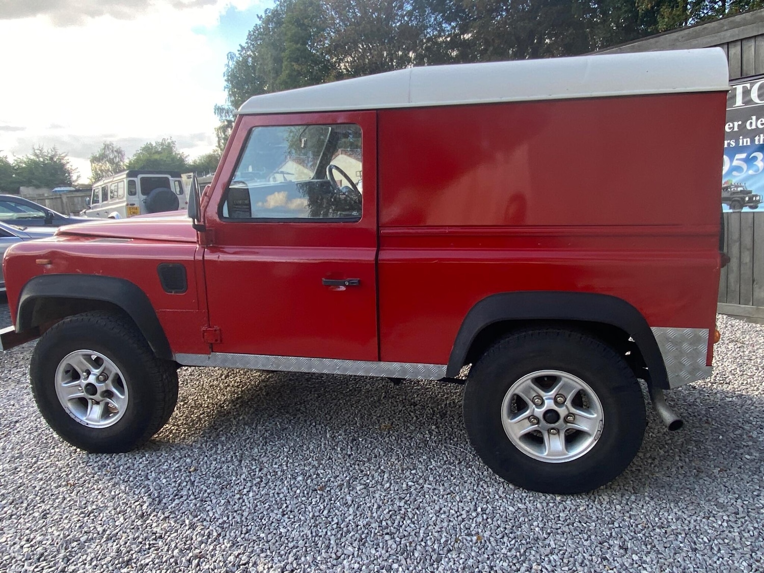 Used Land Rover Defender 90 1993 for sale - 76671201: Photo 18