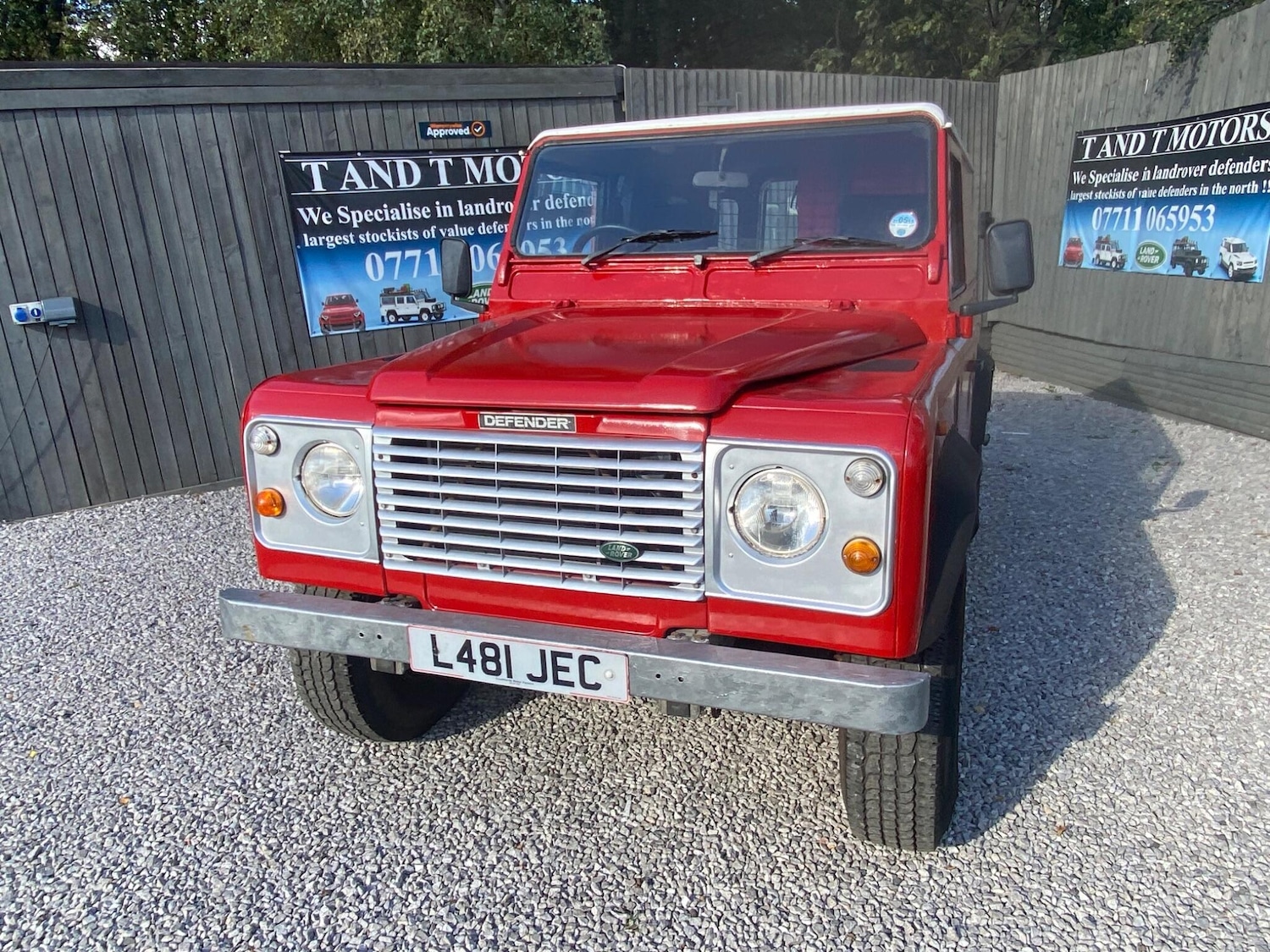 Used Land Rover Defender 90 1993 for sale - 76671201: Photo 3