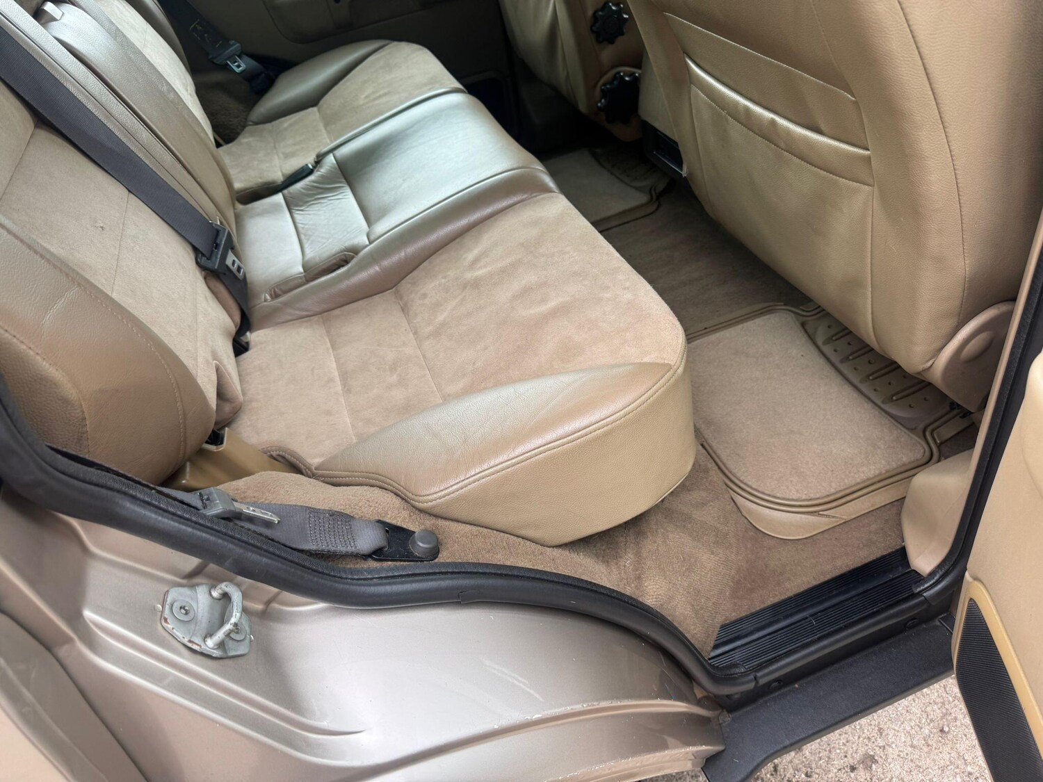 Used Land Rover Discovery 2001 for sale - 76440927: Photo 54