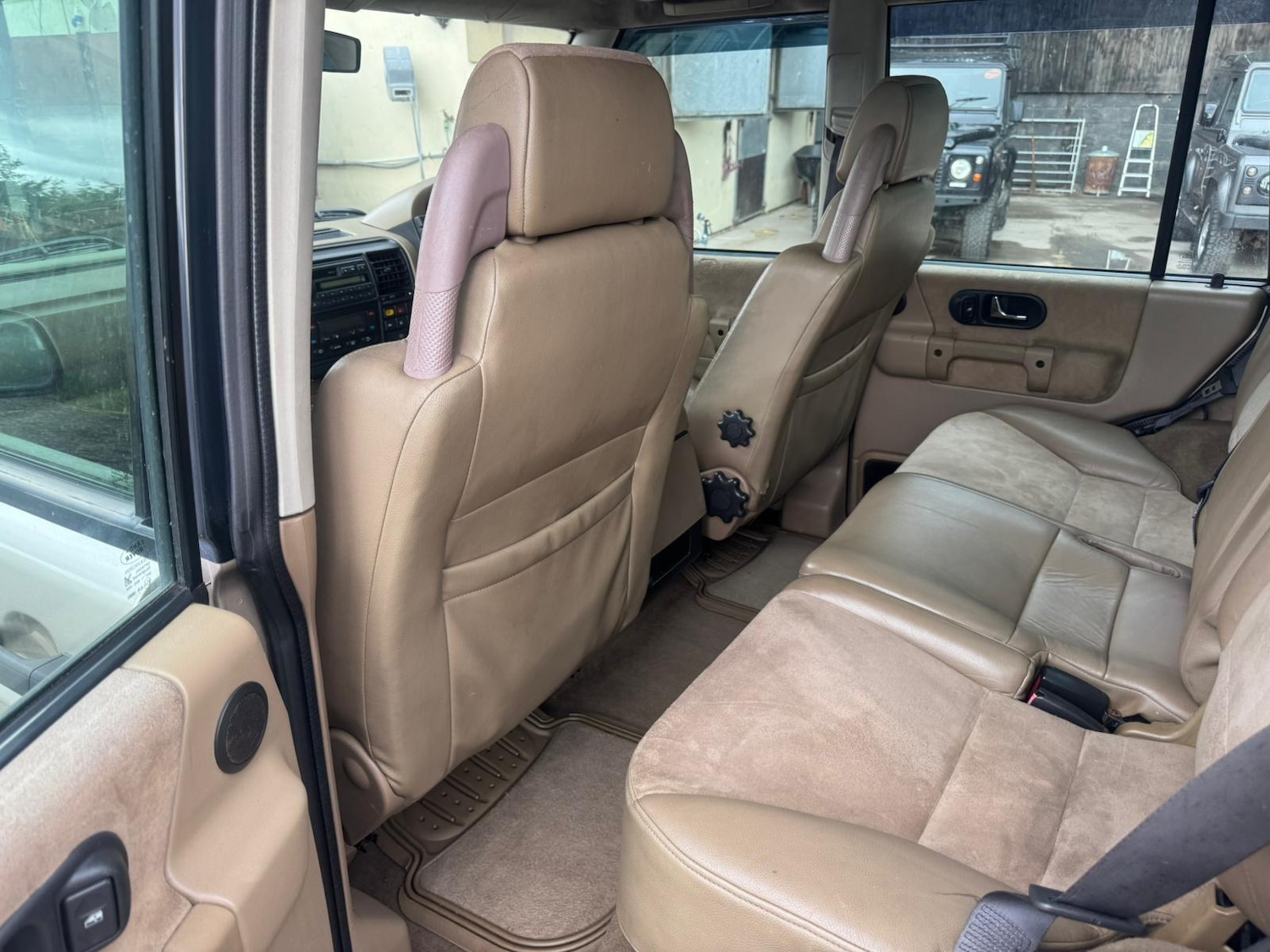 Used Land Rover Discovery 2001 for sale - 76440927: Photo 62