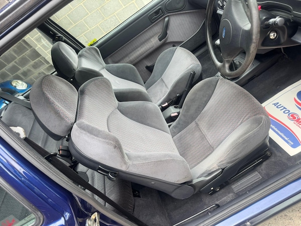 Used Ford Escort for sale - 76167007: Photo 64