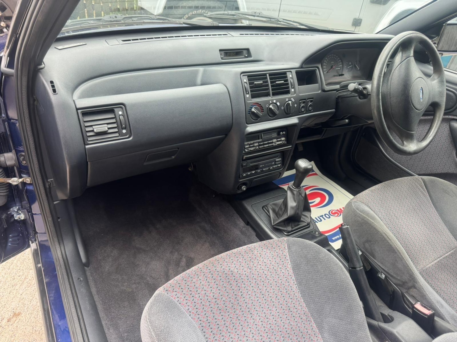 Used Ford Escort for sale - 76824018: Photo 67