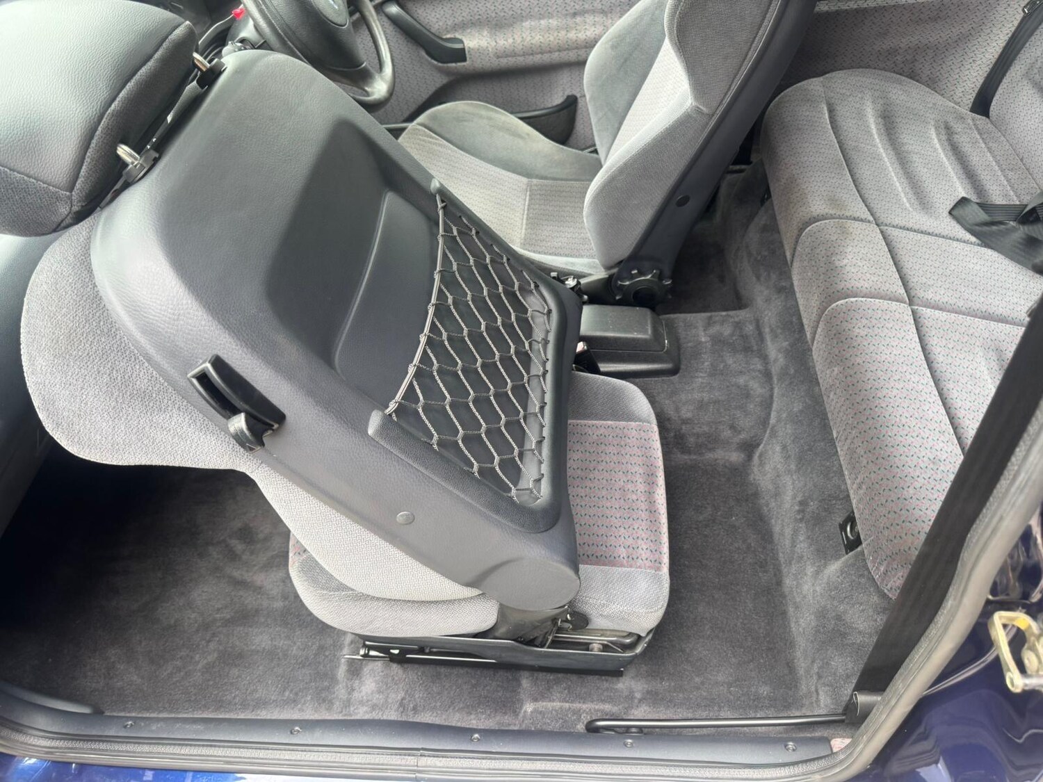 Used Ford Escort for sale - 76824018: Photo 70