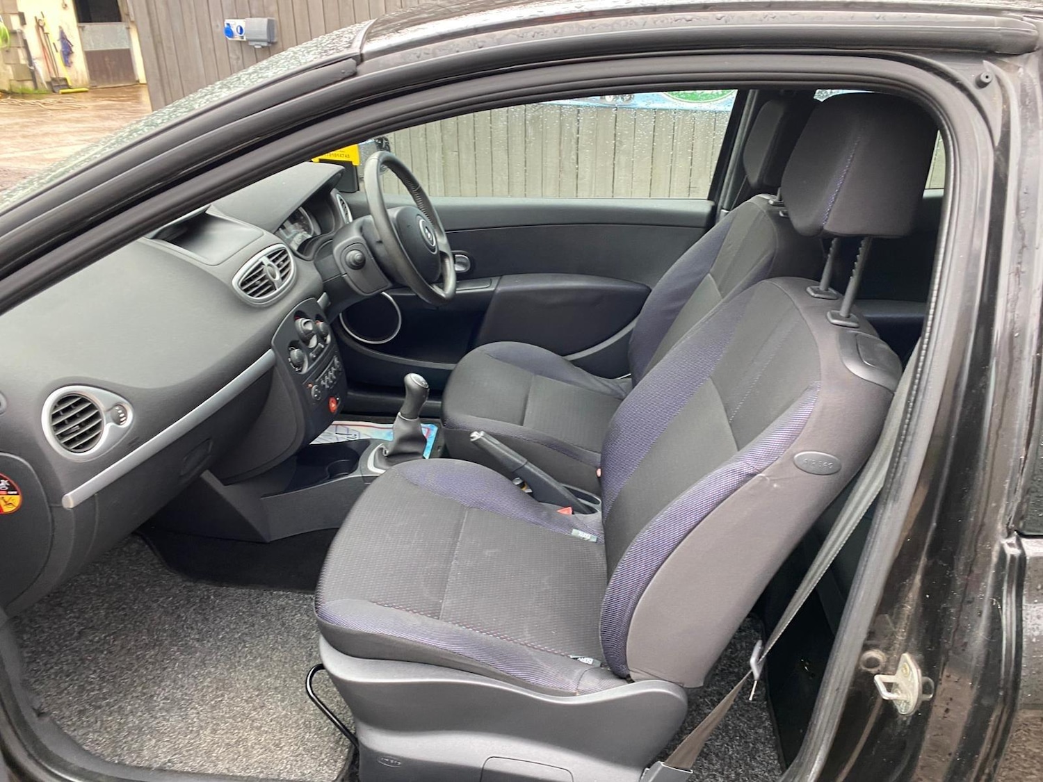 Used Renault Clio for sale - 77784235: Photo 38