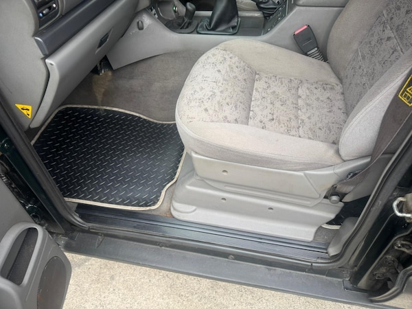 Used Land Rover Discovery 1999 for sale - 76137410: Photo 54