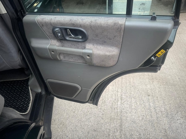 Used Land Rover Discovery 1999 for sale - 76137410: Photo 62