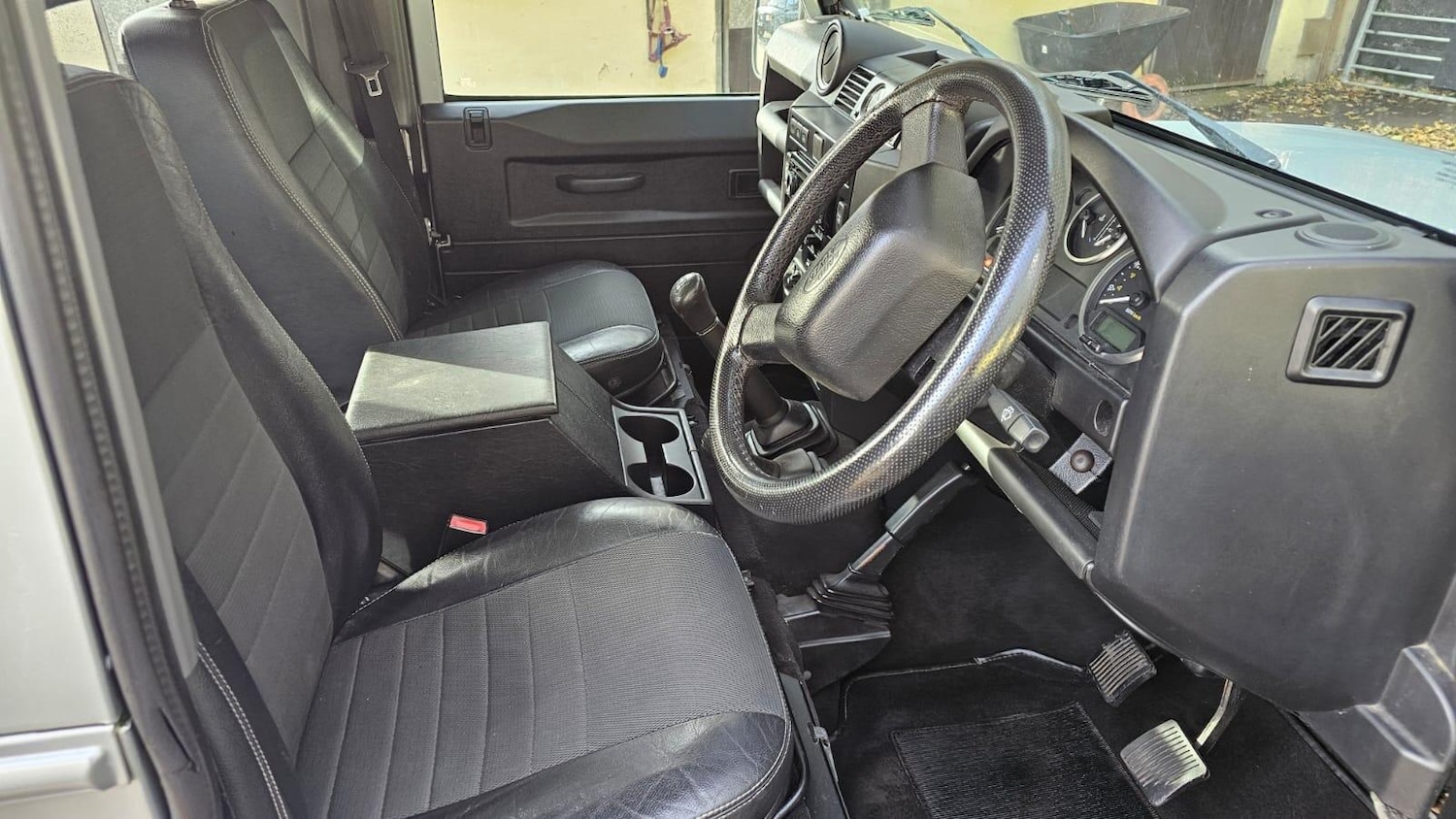 Used Land Rover Defender 90 2007 for sale - 76408614: Photo 10