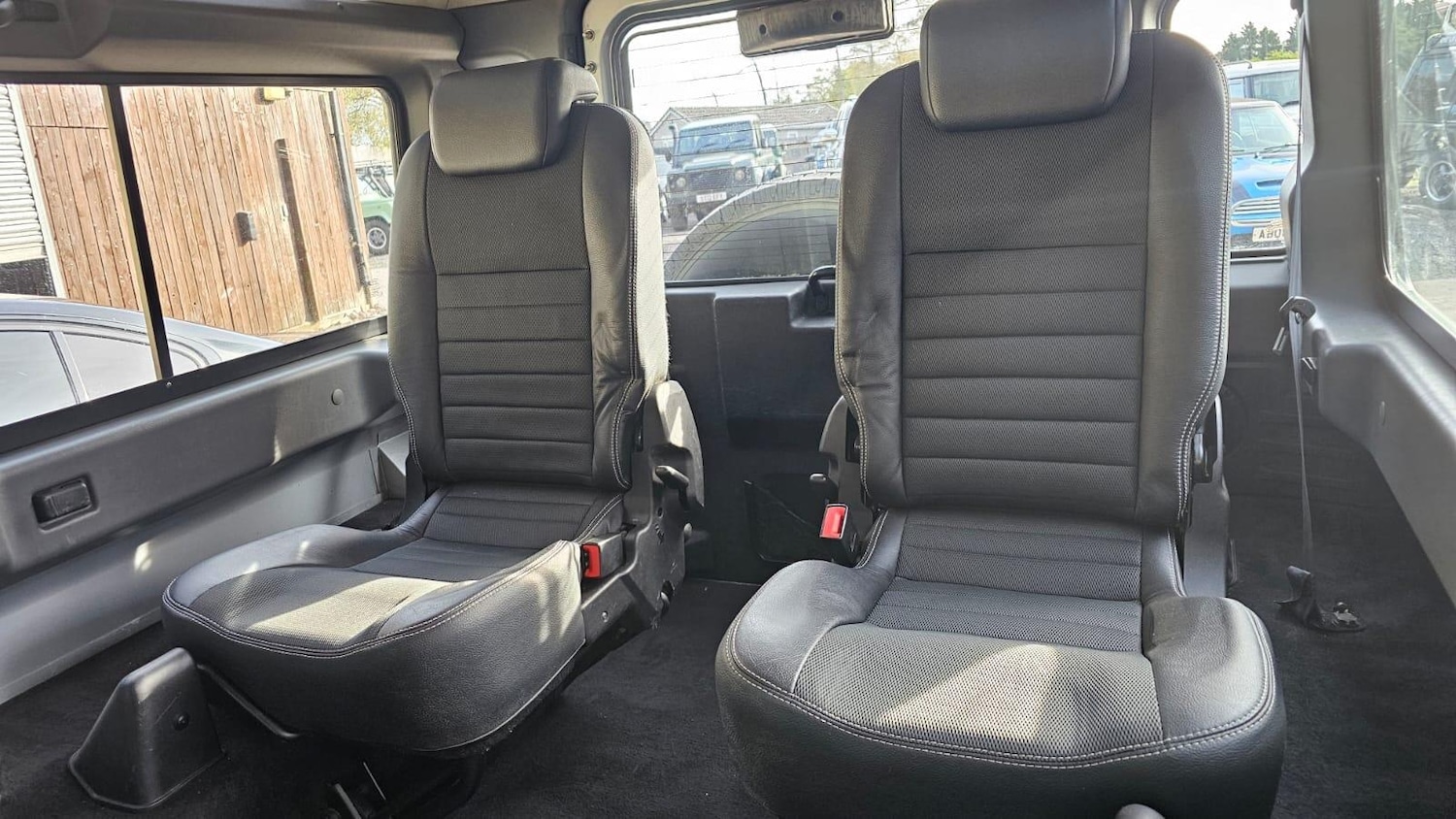 Used Land Rover Defender 90 2007 for sale - 76408614: Photo 11