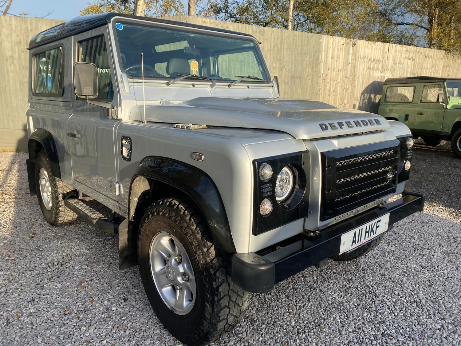 Used Land Rover Defender 90 2007 for sale - 76408614: Photo 2