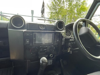 Used Land Rover Defender 2007 for sale - 76990302: Photo