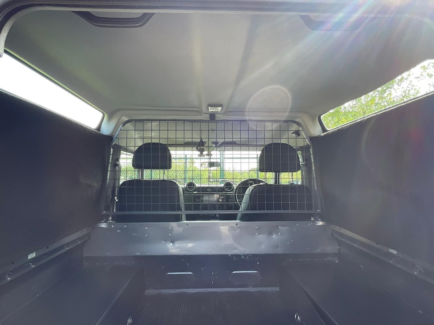 Used Land Rover Defender 2007 for sale - 76990302: Photo 7