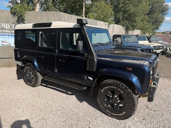 Used Land Rover Defender 110 2000 for sale - 79395649: Photo
