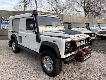Used Land Rover Defender 110 2009 for sale - 78245282: Photo