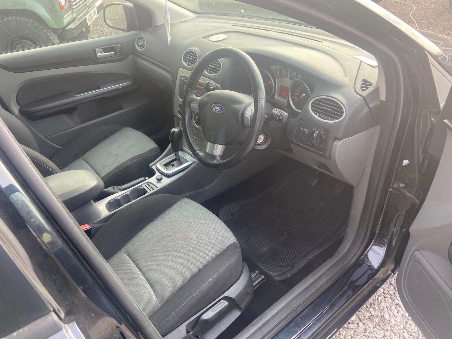 Used Ford Focus 2010 for sale - 77956997: Photo 20