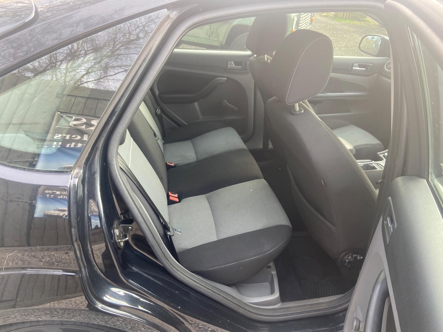 Used Ford Focus 2010 for sale - 77956997: Photo 24