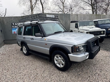 Land Rover Discovery feature image