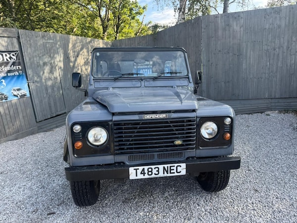 Used Land Rover Defender 1999 for sale - 76251425: Photo 42