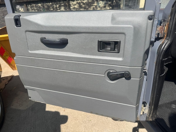 Used Land Rover Defender 1999 for sale - 76251425: Photo 58