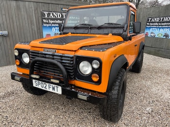 Used Land Rover Defender 110 2002 for sale - 77143554: Photo