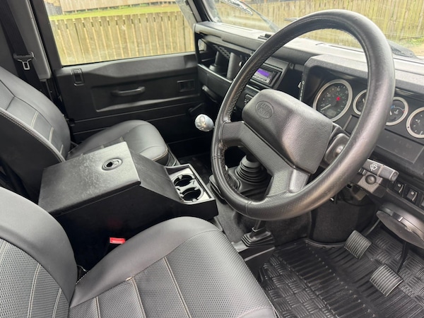 Used Land Rover Defender 90 2002 for sale - 76318006: Photo 46