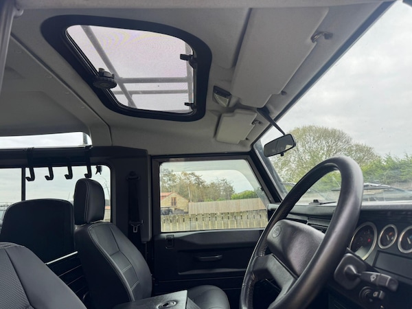 Used Land Rover Defender 90 2002 for sale - 76318006: Photo 52