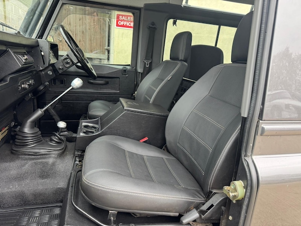 Used Land Rover Defender 90 2002 for sale - 76318006: Photo 55