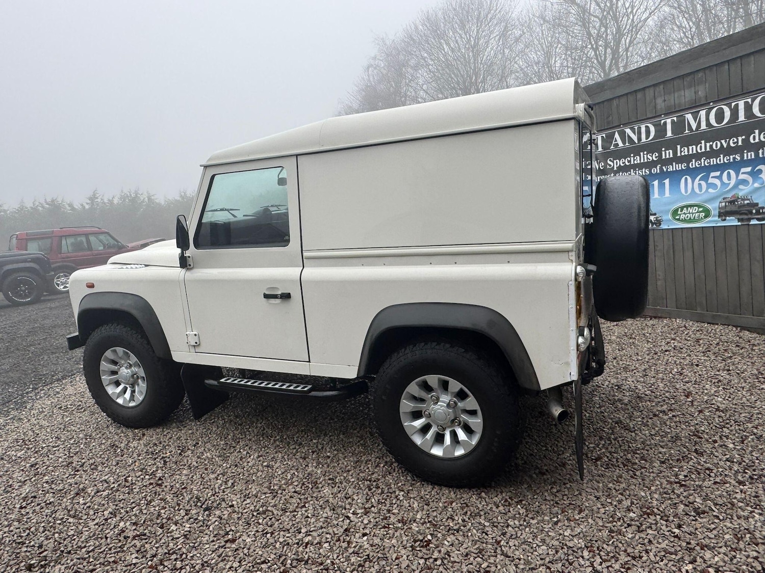 Used Land Rover Defender 90 2008 for sale - 77255028: Photo 3