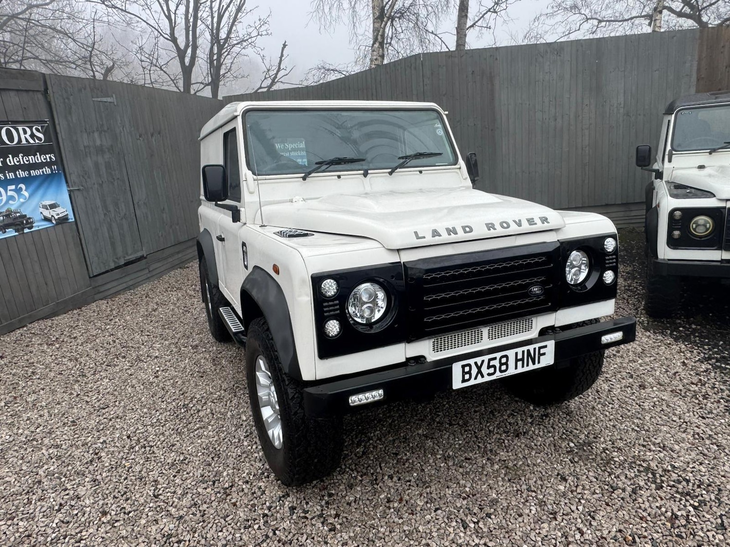Used Land Rover Defender 90 2008 for sale - 77255028: Photo 4