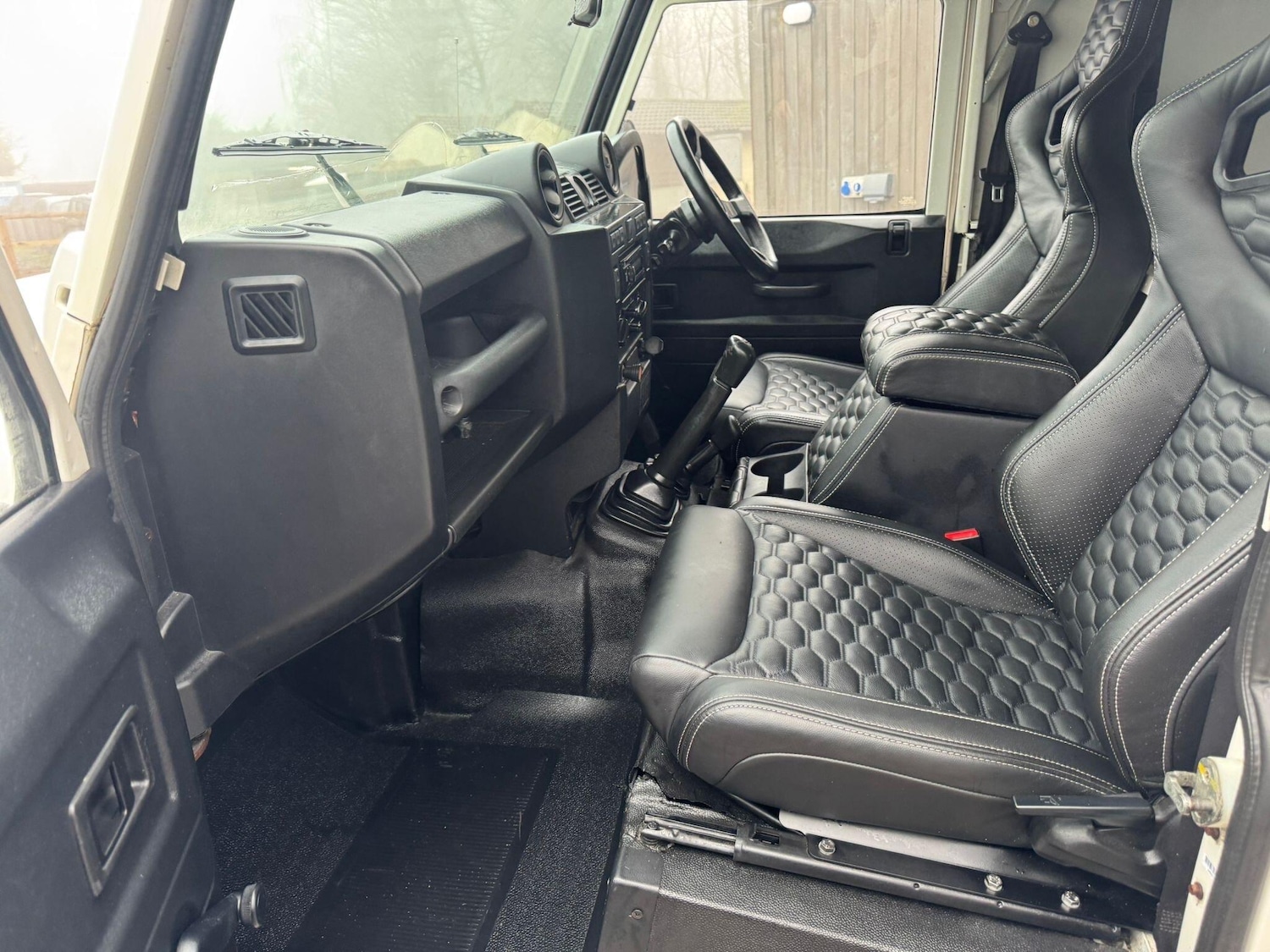 Used Land Rover Defender 90 2008 for sale - 77255028: Photo 43