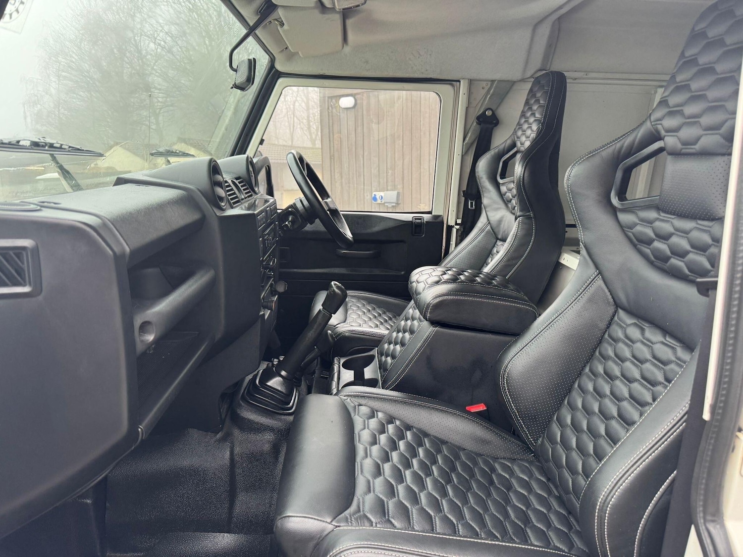 Used Land Rover Defender 90 2008 for sale - 77255028: Photo 45