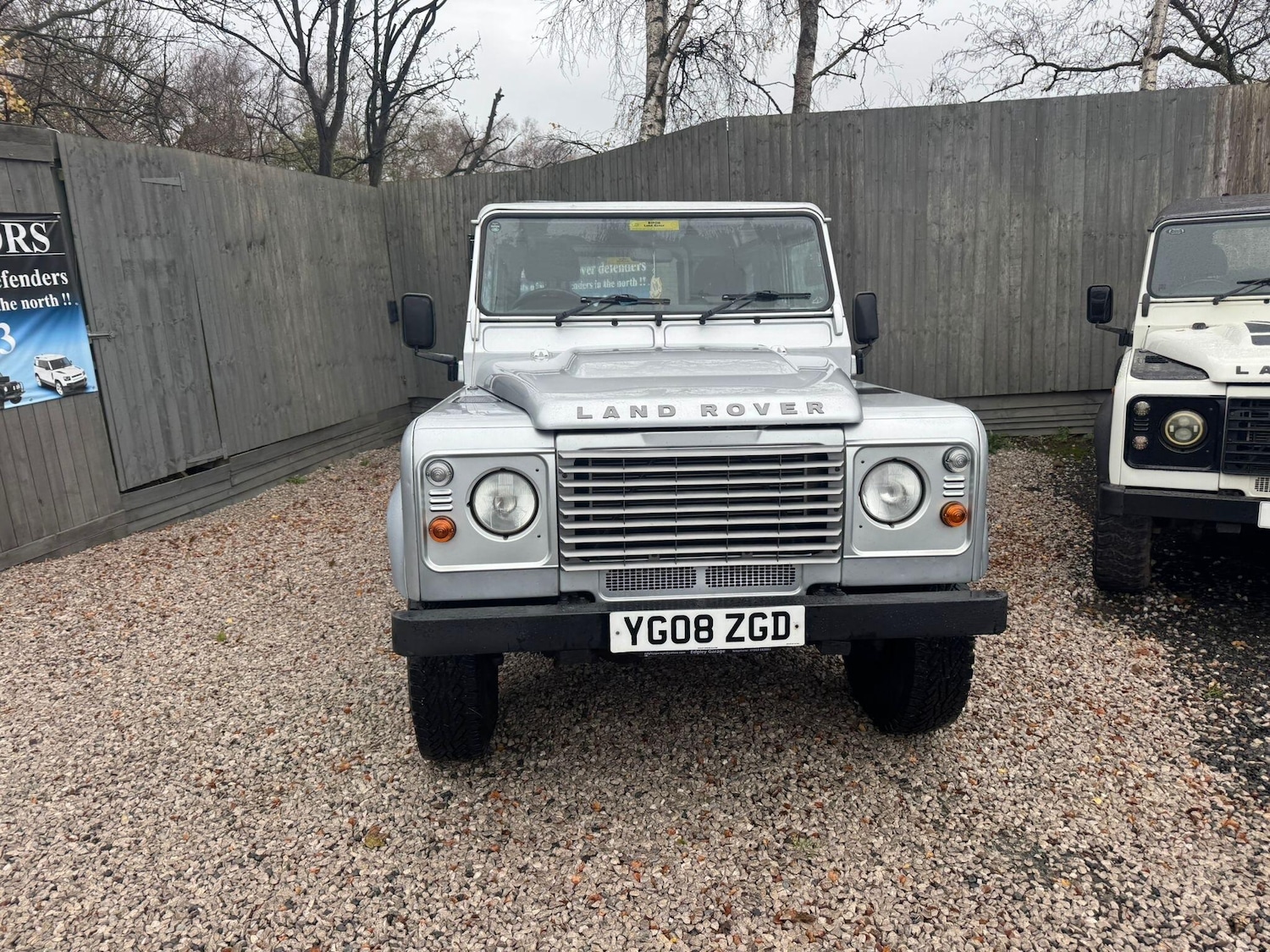Used Land Rover Defender 90 2008 for sale - 76765685: Photo 14