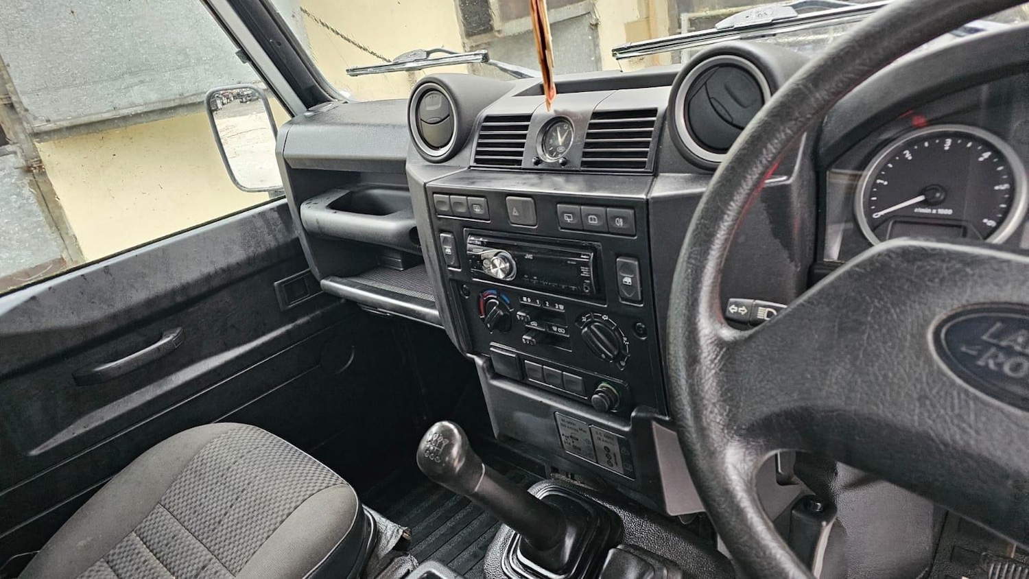 Used Land Rover Defender 90 2008 for sale - 76765685: Photo 18