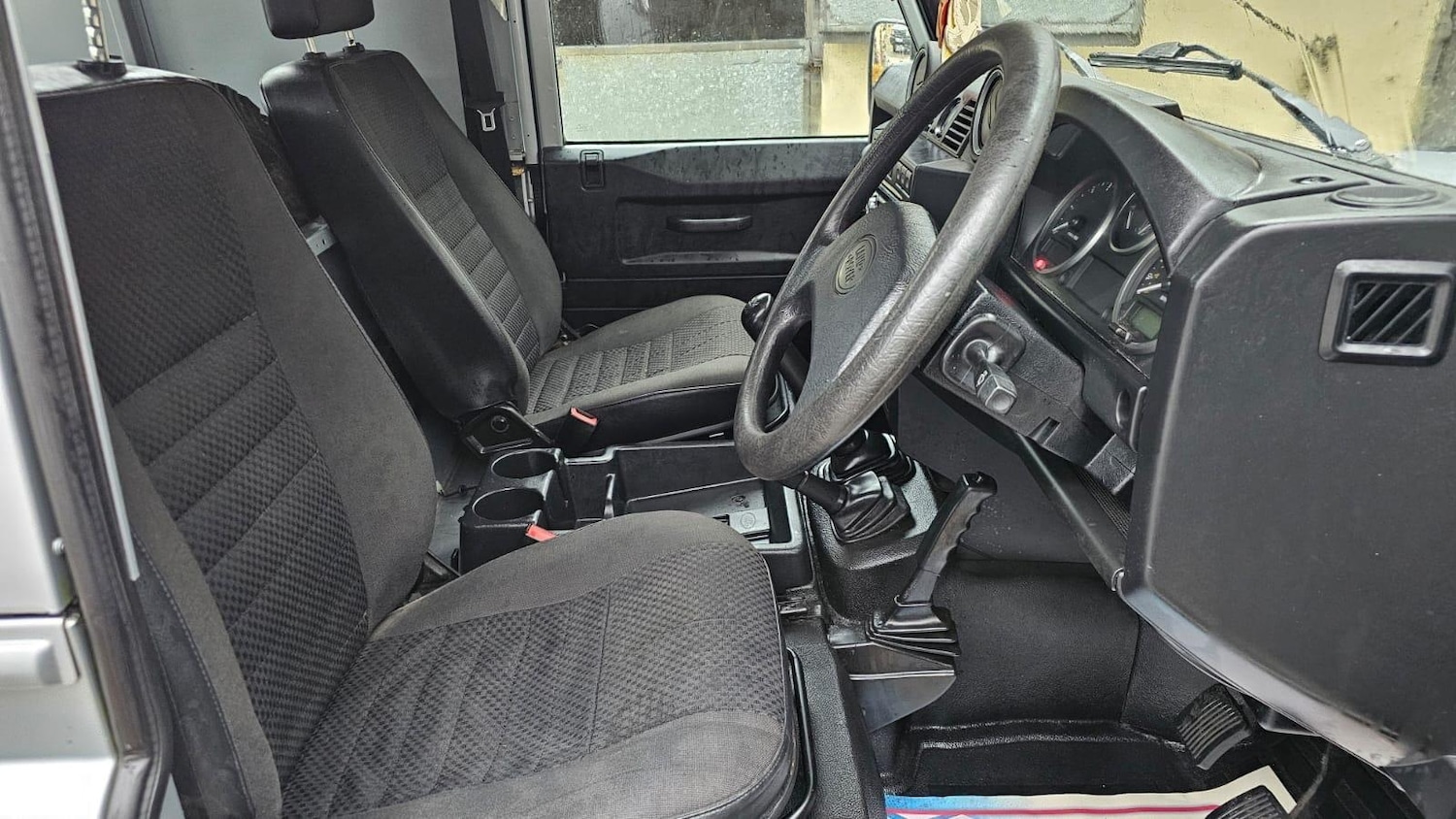 Used Land Rover Defender 90 2008 for sale - 76765685: Photo 19